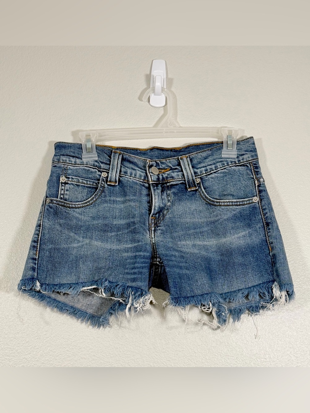 Levi's Jean Shorts Distressed Blue Denim Wash Cutoff Frayed Hem Classic Women 27